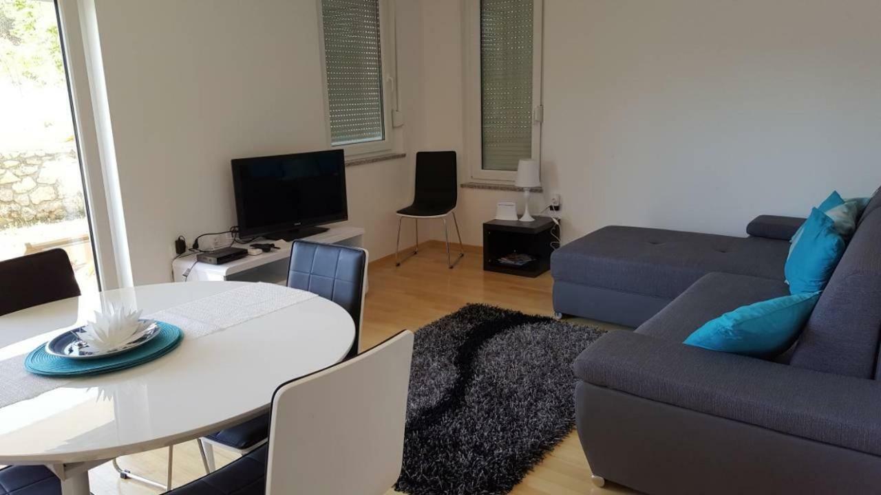 Apartment Koin Krk Town Extérieur photo